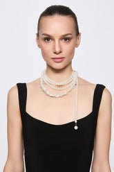 Multistrand pearl necklace