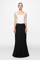 Long skirt in black