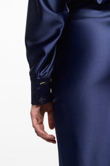 Navy V-neck long-sleeve gown