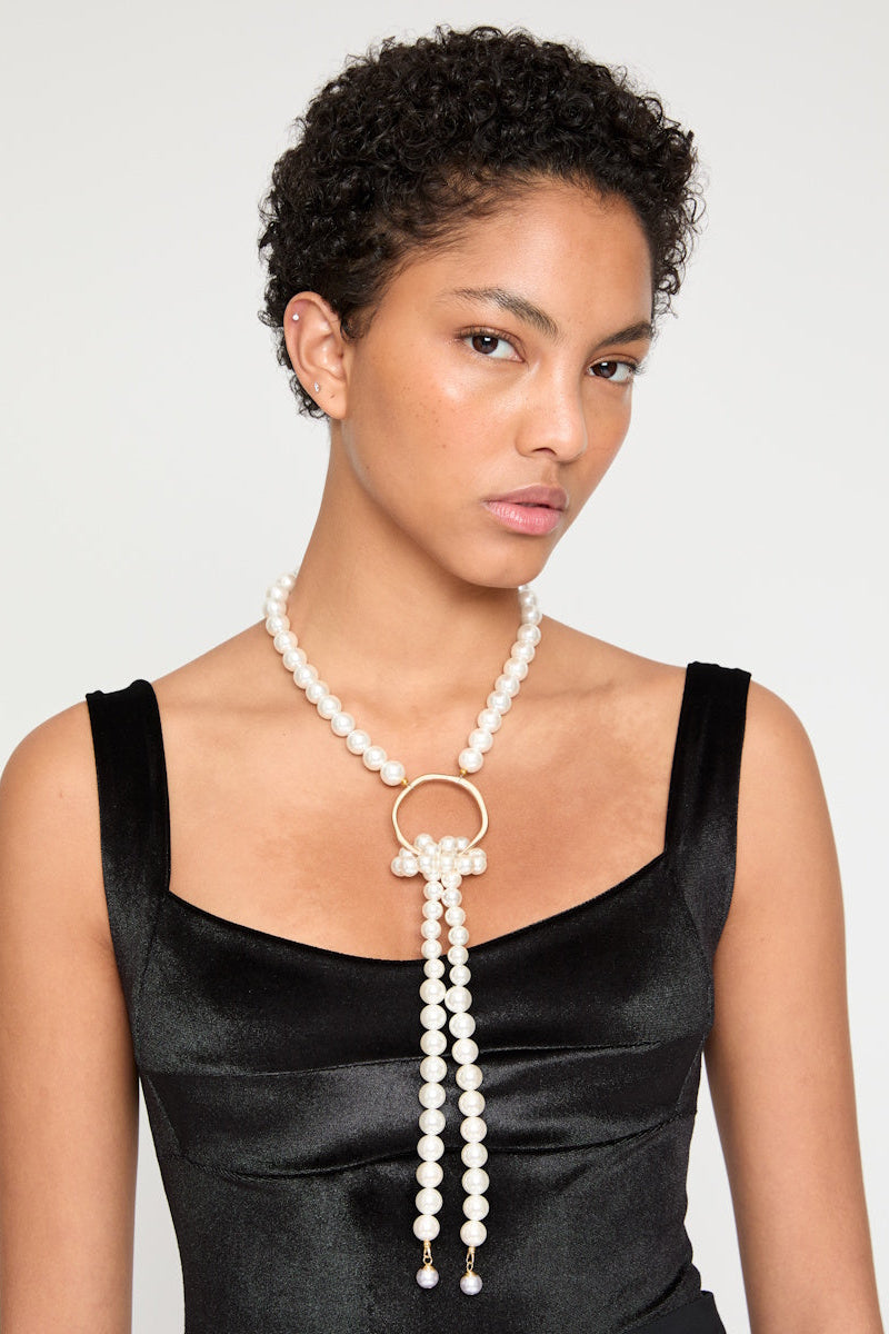 Pearl tie