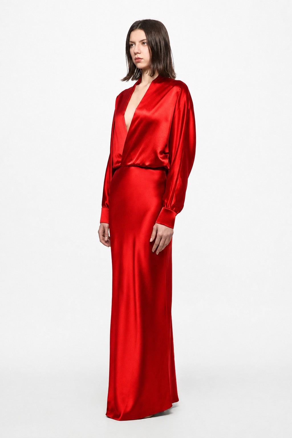 Navy V-neck long-sleeve gown in red