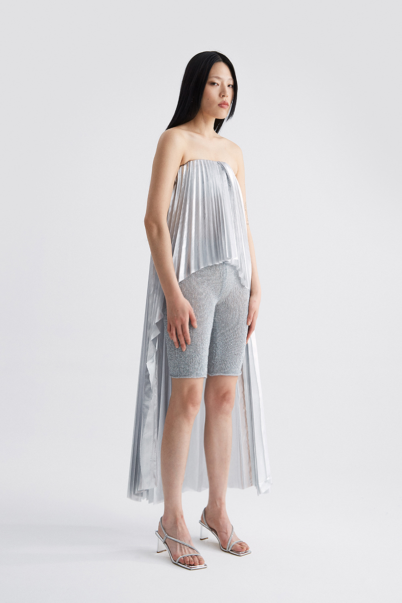 ARMOUR pleated silver top